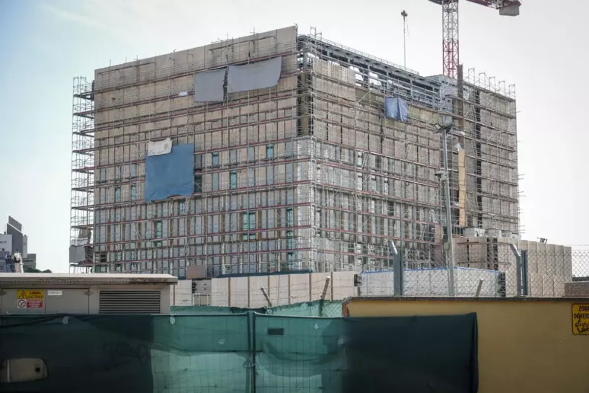 Caporalato nel cantiere del Consolato Usa, fermato il manager turco - © Ansa