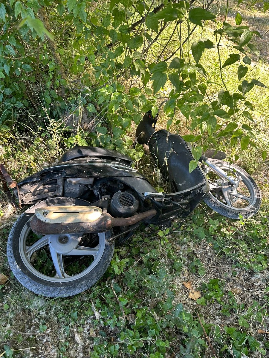 scooter abbandonato