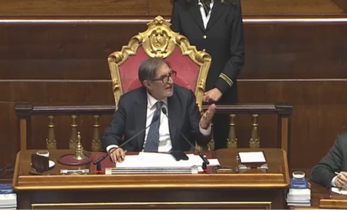 Accuse di stupro a un senatore, La Russa chiede verifiche. Bufera politica in Parlamento - Il Senatore La Russa