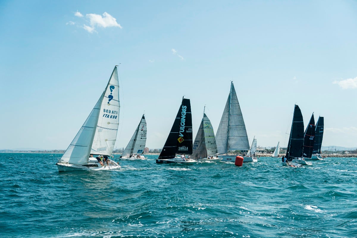 24 Ore di San Marino 2026, al via la regata tra Rimini e Riccione - 