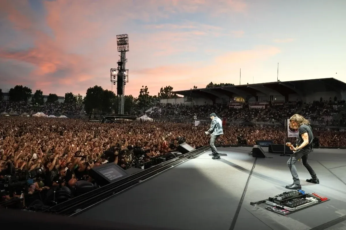 Rimini, controlli ai concerti di Vasco Rossi: 2 denunciati per vendita di merchandising contraffatto - 