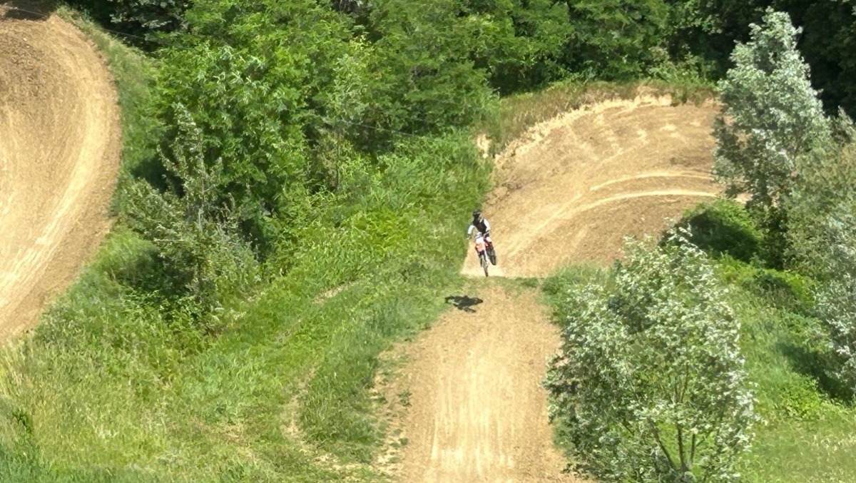 Secchiano, cade durante un salto in pista: elitrasportato al Bufalini di Cesena - Pista di motocross di Secchiano (Da Facebook)