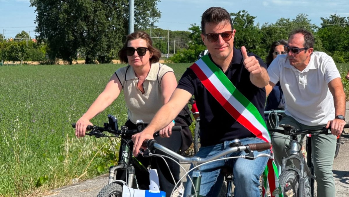L'ex ferrovia diventa moderna ciclabile: 300 persone all'inaugurazione a Santarcangelo - 