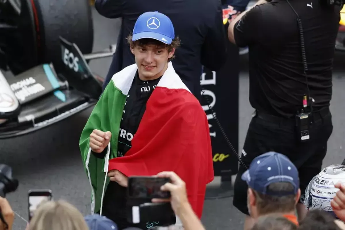 Antonelli re a Monaco, i complimenti di Hamilton: "Lui e il team, lavoro incredibile" - Antonelli PH ANSA\EPA