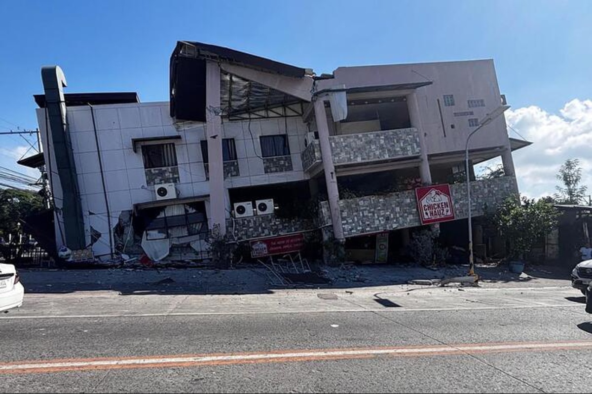 Violento terremoto nelle Filippine: scossa di magnitudo 7.8, scatta l’allarme tsunami - 