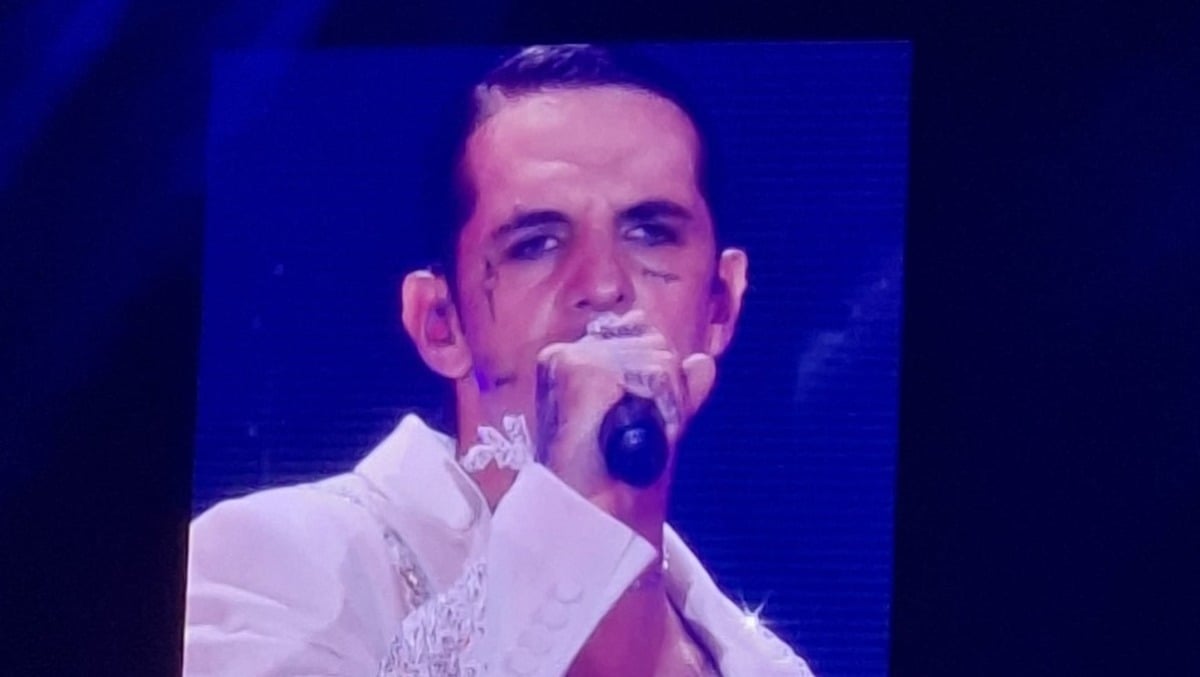 Achille Lauro infiamma Rimini: al Neri 20mila spettatori per la data zero “ Comuni Immortali” - 