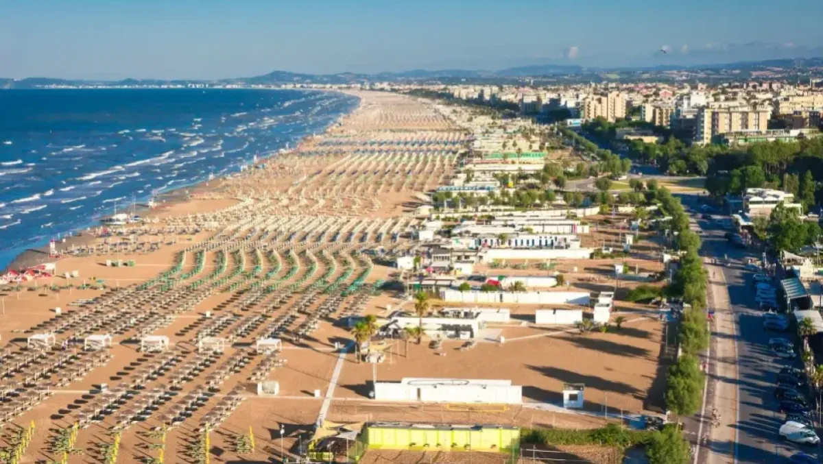 Cose da Fare: Rimini accende l’estate con 250 eventi e una comunicazione rinnovata - Spiaggia REPERTORIO