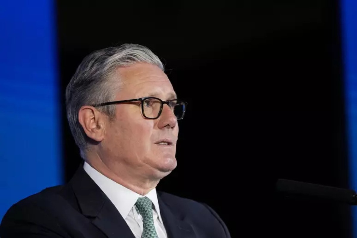 Belfast, Starmer condanna la caccia allo straniero: “Violenza inaccettabile” - 