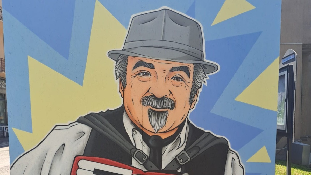 Artisti in Piazza omaggia Gildo Montanari: il Re degli artisti vive nel murale e nella musica - 