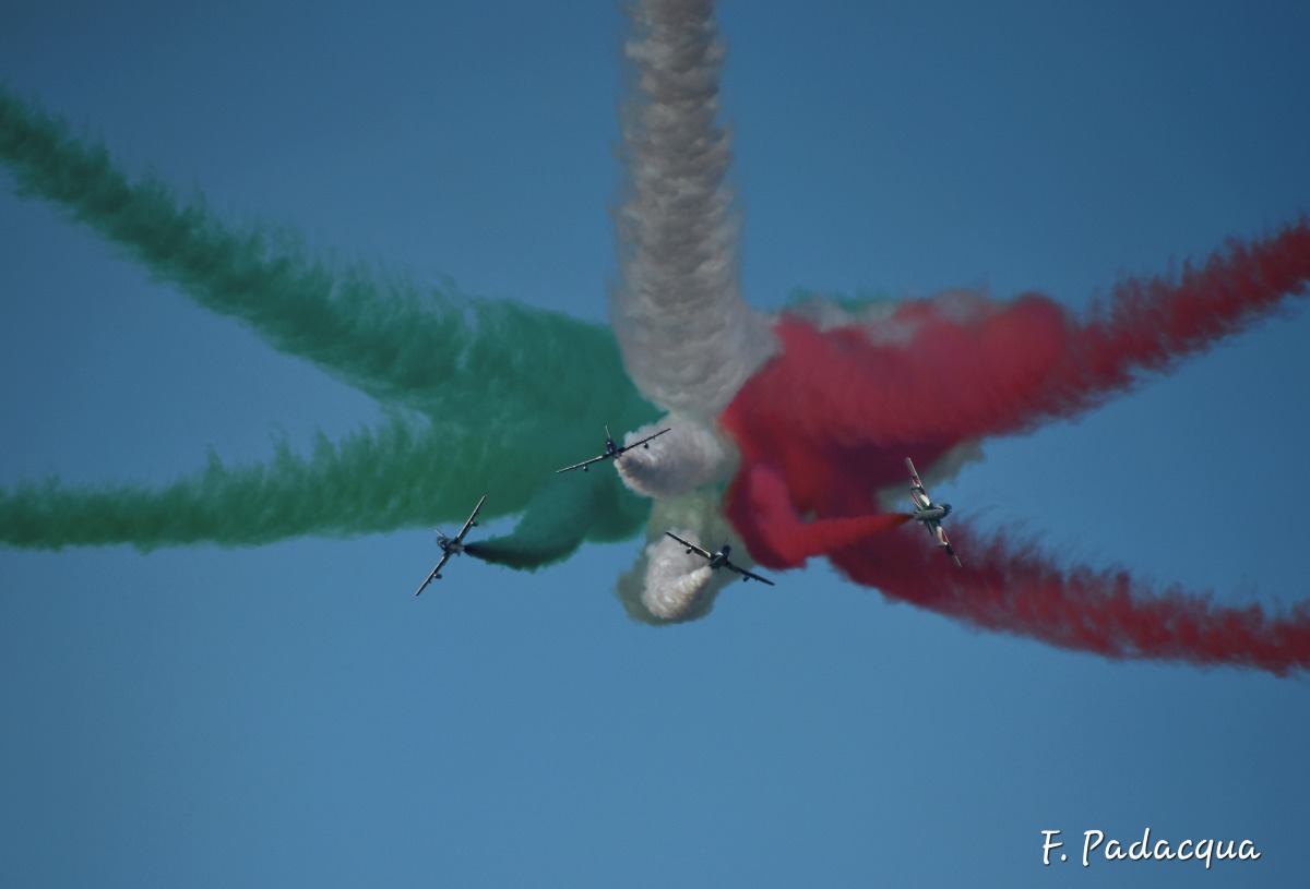 Bellaria, conto alla rovescia per lo spettacolo delle Frecce Tricolori - 