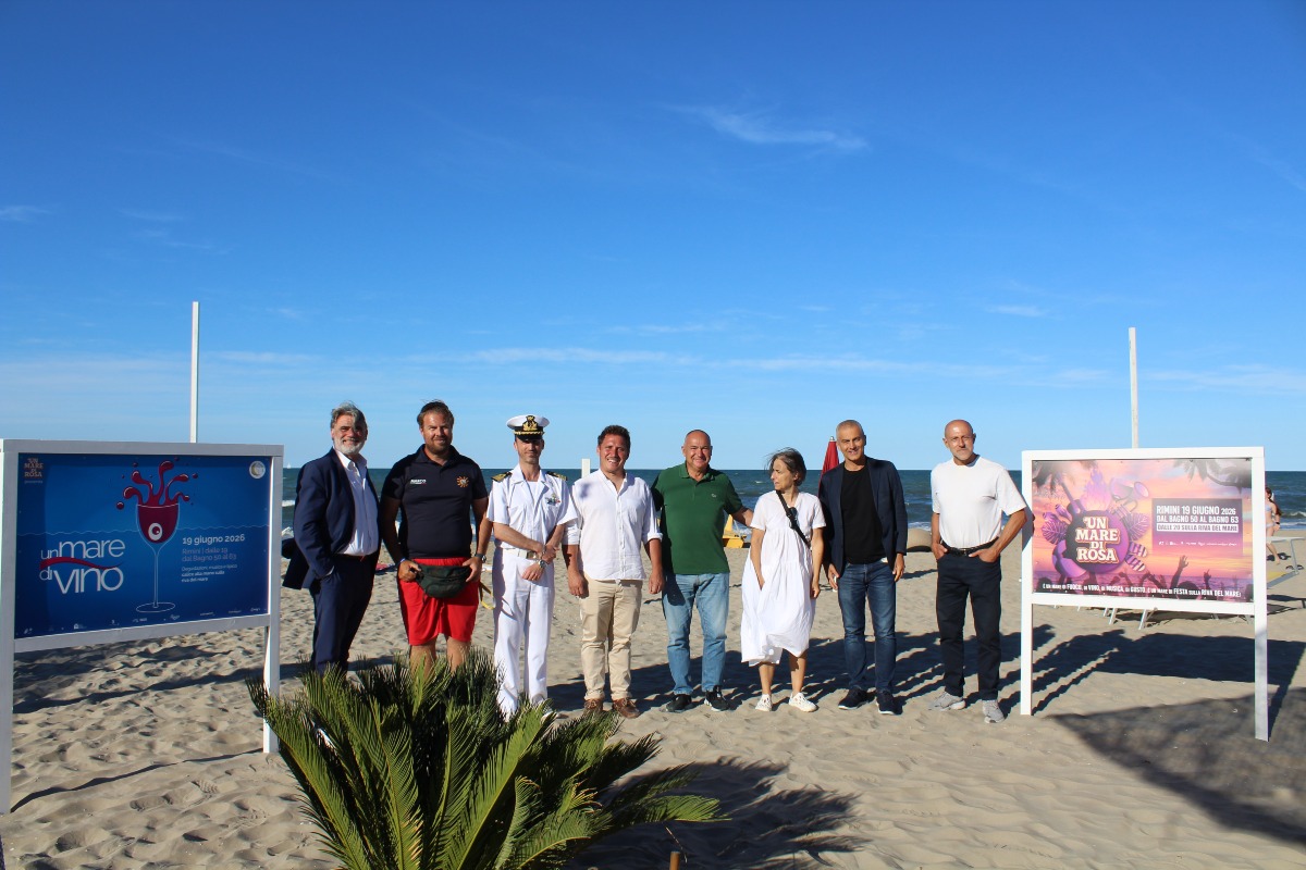 “Un Mare di Rosa” 2026, la spiaggia di Rimini diventa un grande palcoscenico a cielo aperto - 