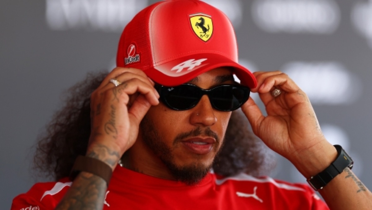 F1: Russell in pole, un super Hamilton è secondo davanti a Kimi. Leclerc sbatte - Lewis Hamilton PH Gazzetta