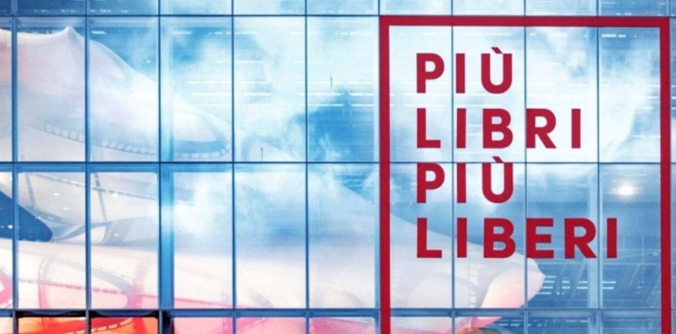 Scontro politico sul “patentino antifascista” alla fiera del libro: Meloni accusa, Conte replica - 
