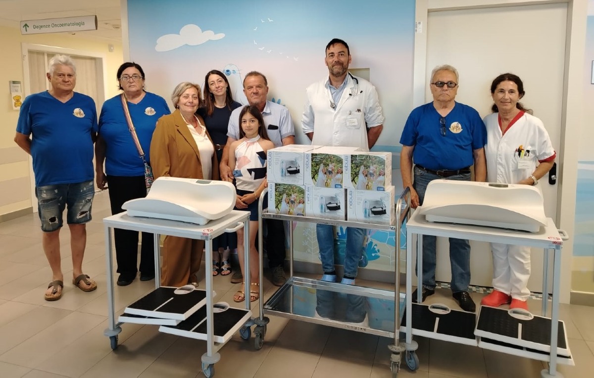 Morì in incidente sul lavoro: grazie alle offerte raccolte in sua memoria, donazione all'ospedale di Rimini - 