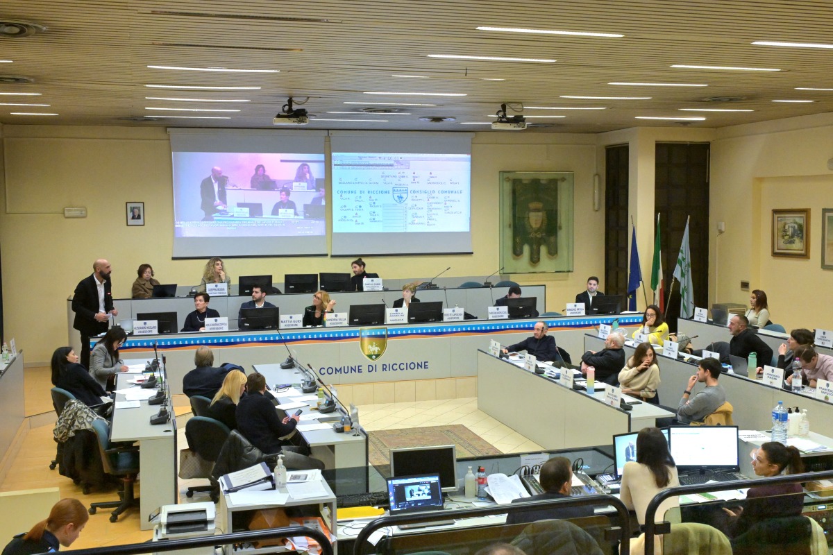 Riccione, via libera a bilancio, urbanistica e nuove regole per città e imprese - 
