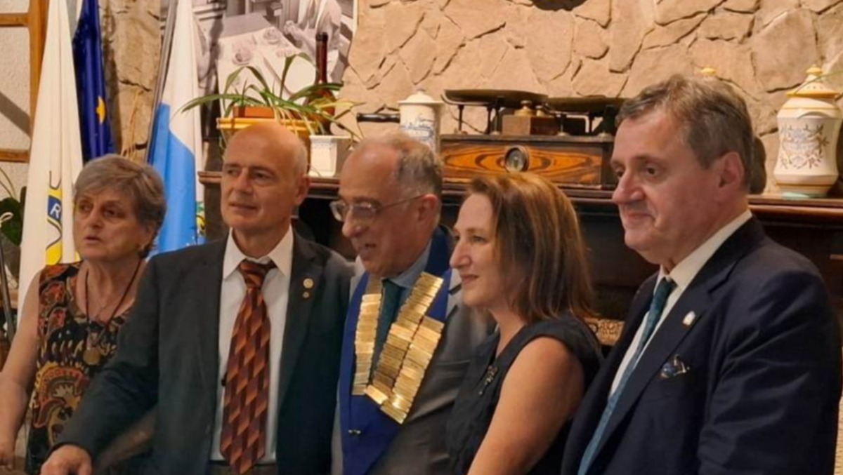 Rotary Club Novafeltria-Alto Montefeltro, passaggio delle consegne tra Marra e Pieralisi - 
