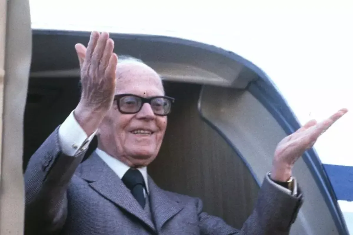 Saluto fascista in un video: vicesindaco del paese natale di Pertini si dimette - Sandro Pertini PH ANSA