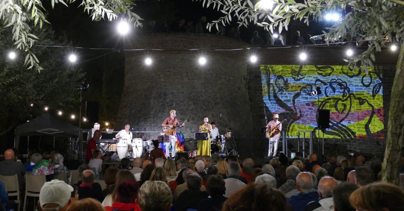 “Pasión Popular” a Poggio Berni: musica e danza latinoamericana al Teatro Aperto - 