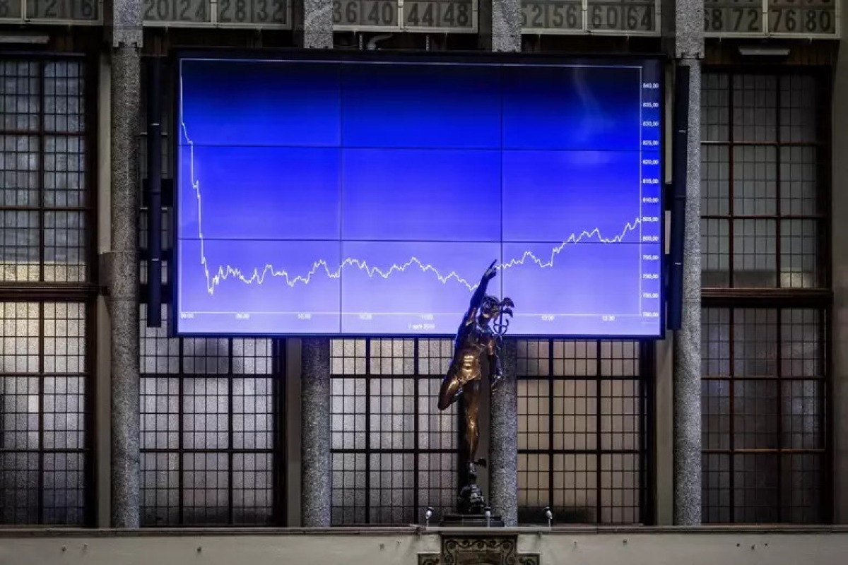 Crollano i titoli tecnologici, borse in rosso da Asia a Europa: Nvidia trascina il settore al ribasso - 