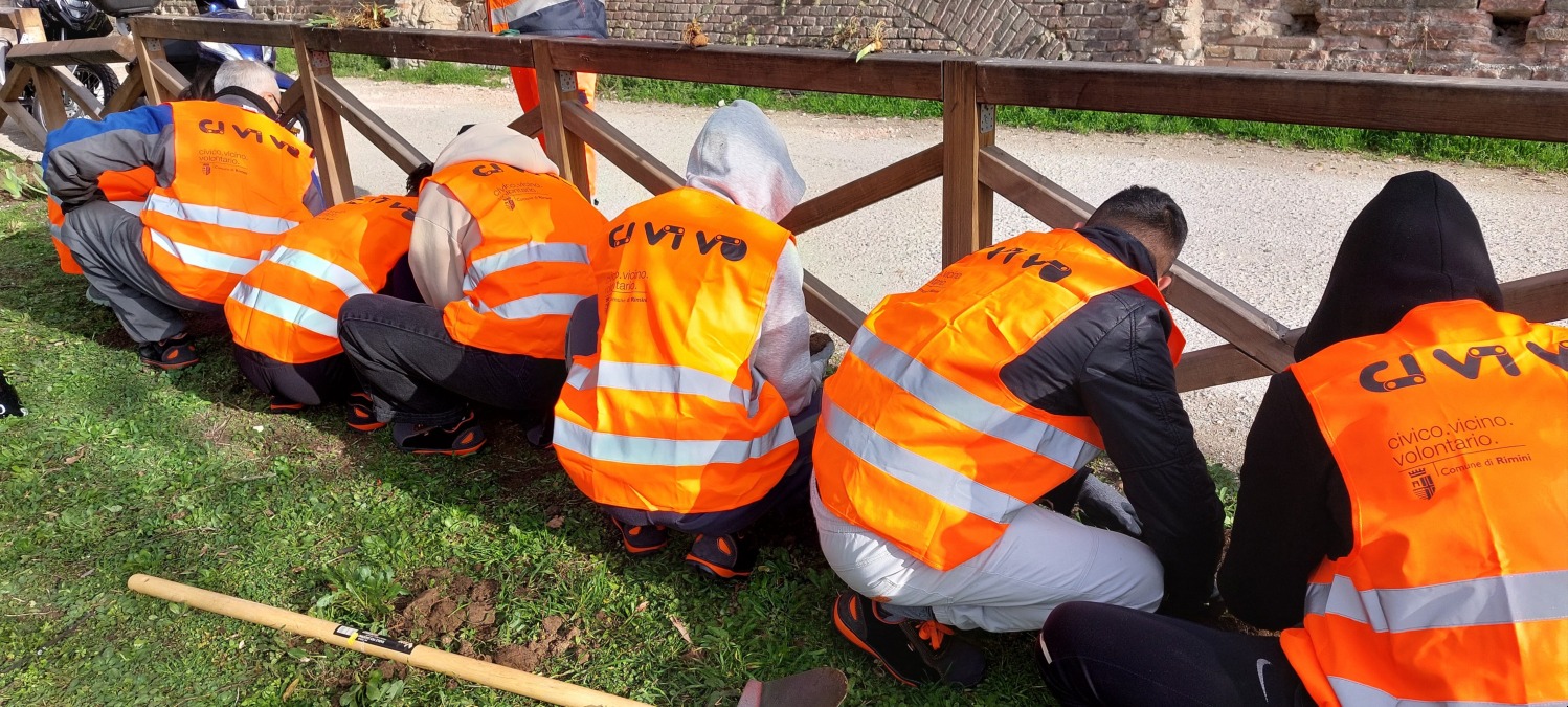 Rimini, nasce un nuovo gruppo di volontari: sono i genitori del Liceo Cesare Valgimigli - Ci.Vi.Vo