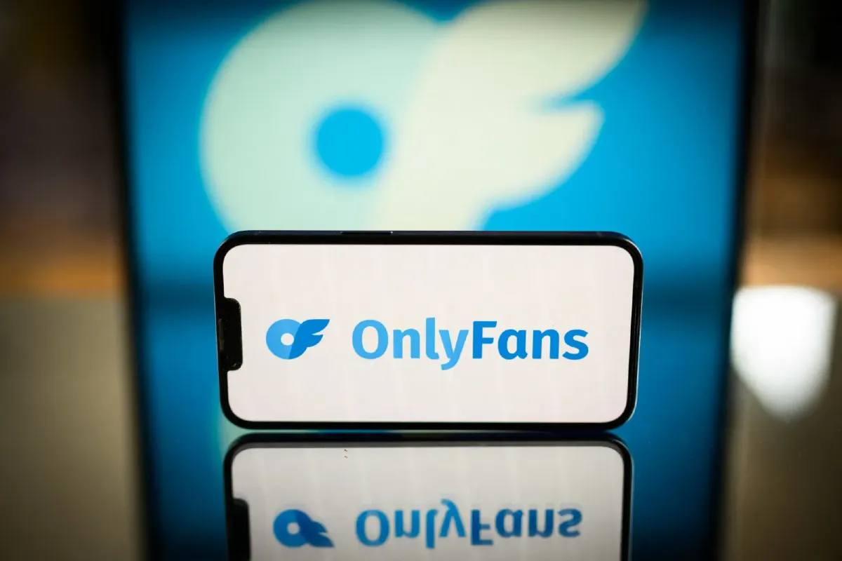Venezia, modella di Onlyfans nei guai: presunta evasione fiscale per oltre 422mila euro - Onlyfans REPERTORIO