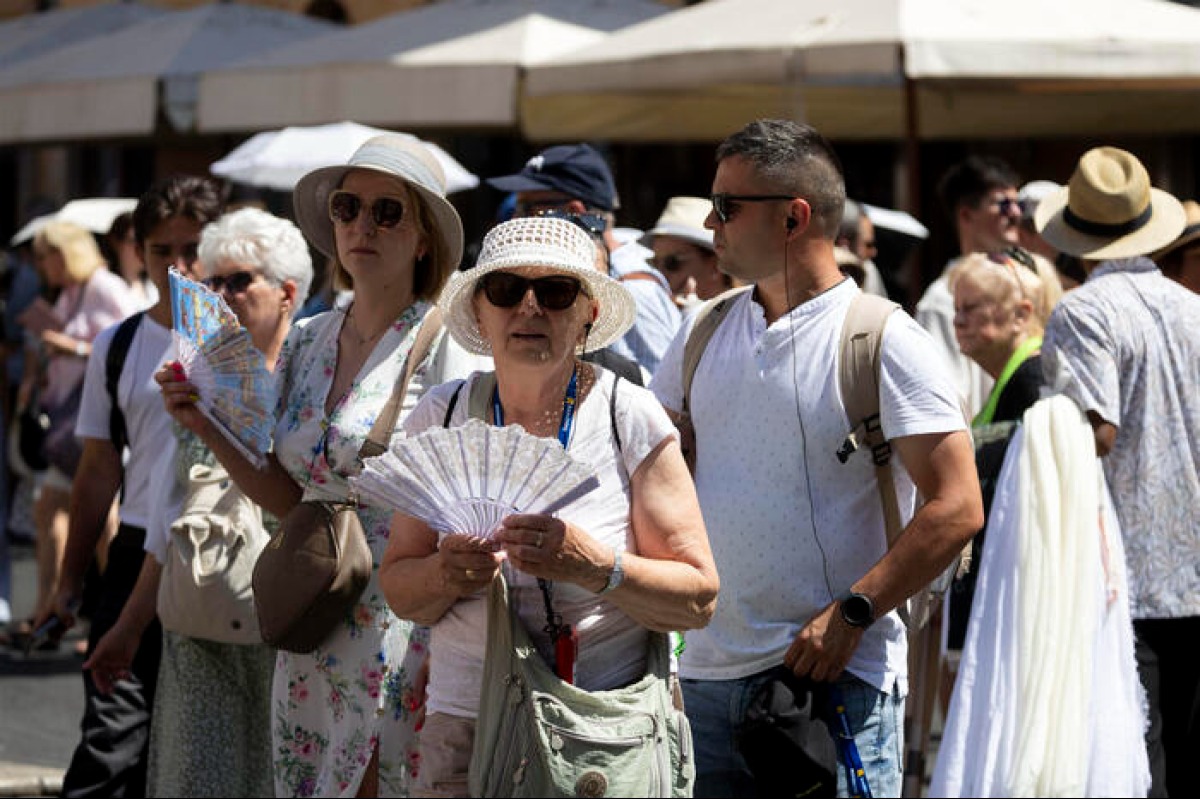 Ondata di caldo killer in Italia e in Europa: cinque morti in un giorno, scatta l'allerta massima - 