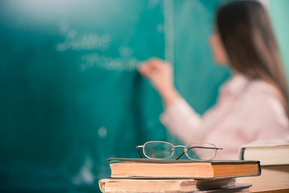 Rimini: insegnante di religione fa supplenze per 18 anni. La scuola deve pagarle un risarcimento di 30mila euro - 