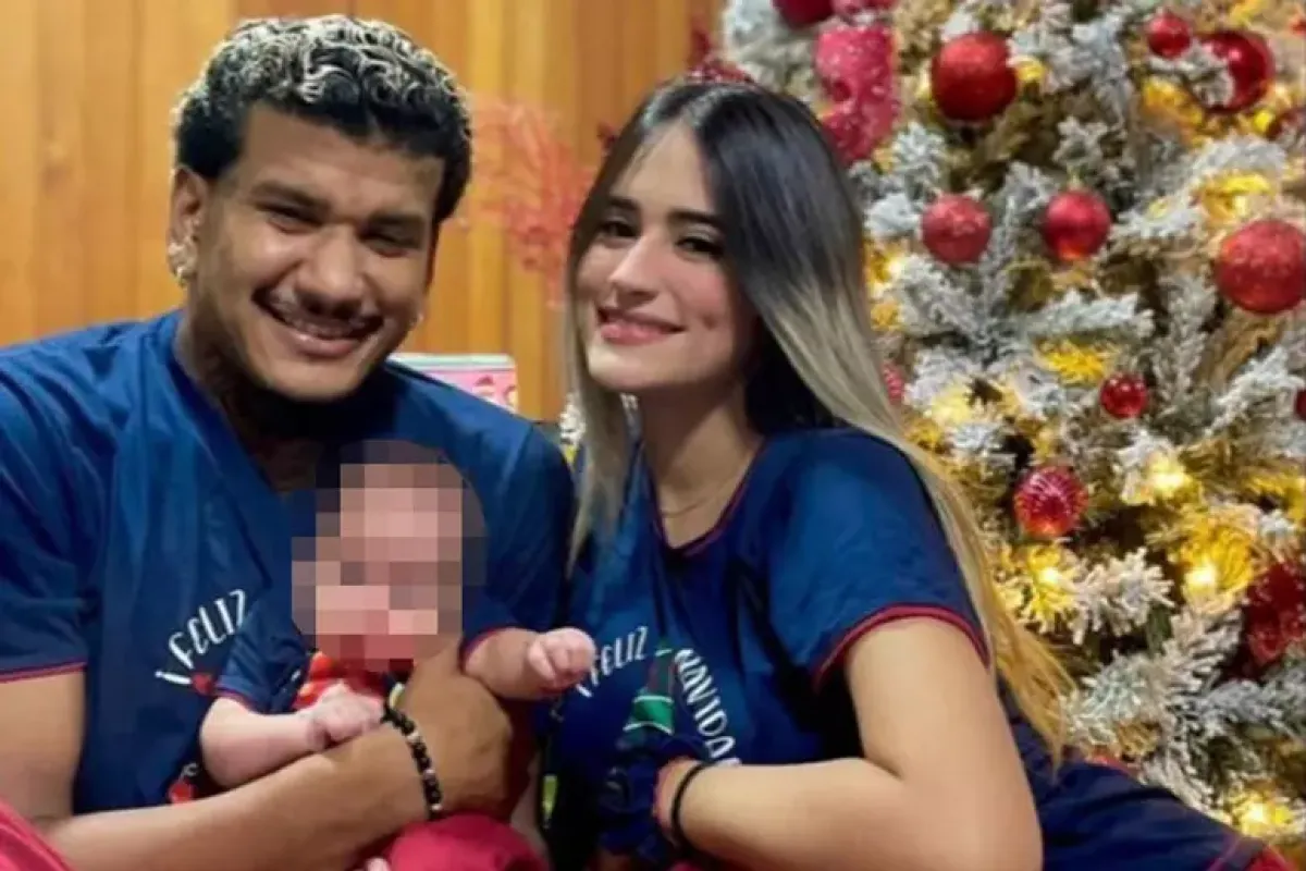 Venezuela, compagna calciatore si sacrifica per fare scudo alla figlia di un anno: la bimba sopravvive - PH ANSA
