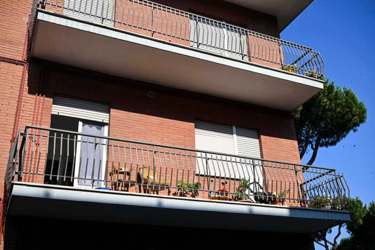 Triplice omicidio alla Pineta Sacchetti, ricercato un amico di famiglia - 
