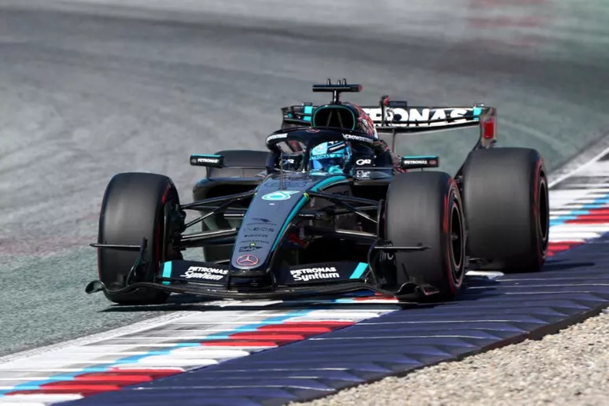 Russell conquista la pole in Austria, Ferrari in prima fila con Leclerc. Ad Assen dominio Aprilia - 
