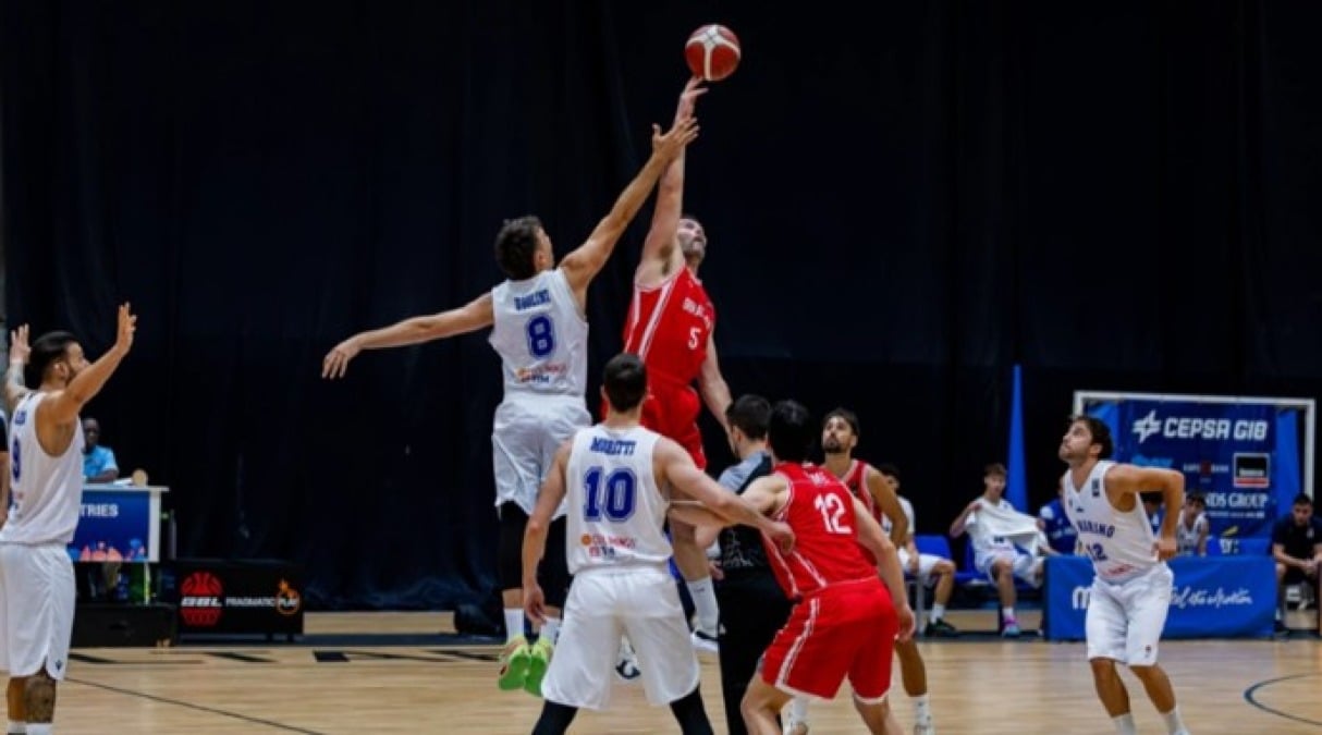 Basket, Europei Piccoli Stati: bronzo per Gibilterra - Un'azione di gioco