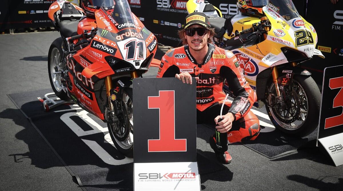 Supebike, Bulega da record domina anche a Misano: vittoria in Gara 1 - Nicolò Bulega