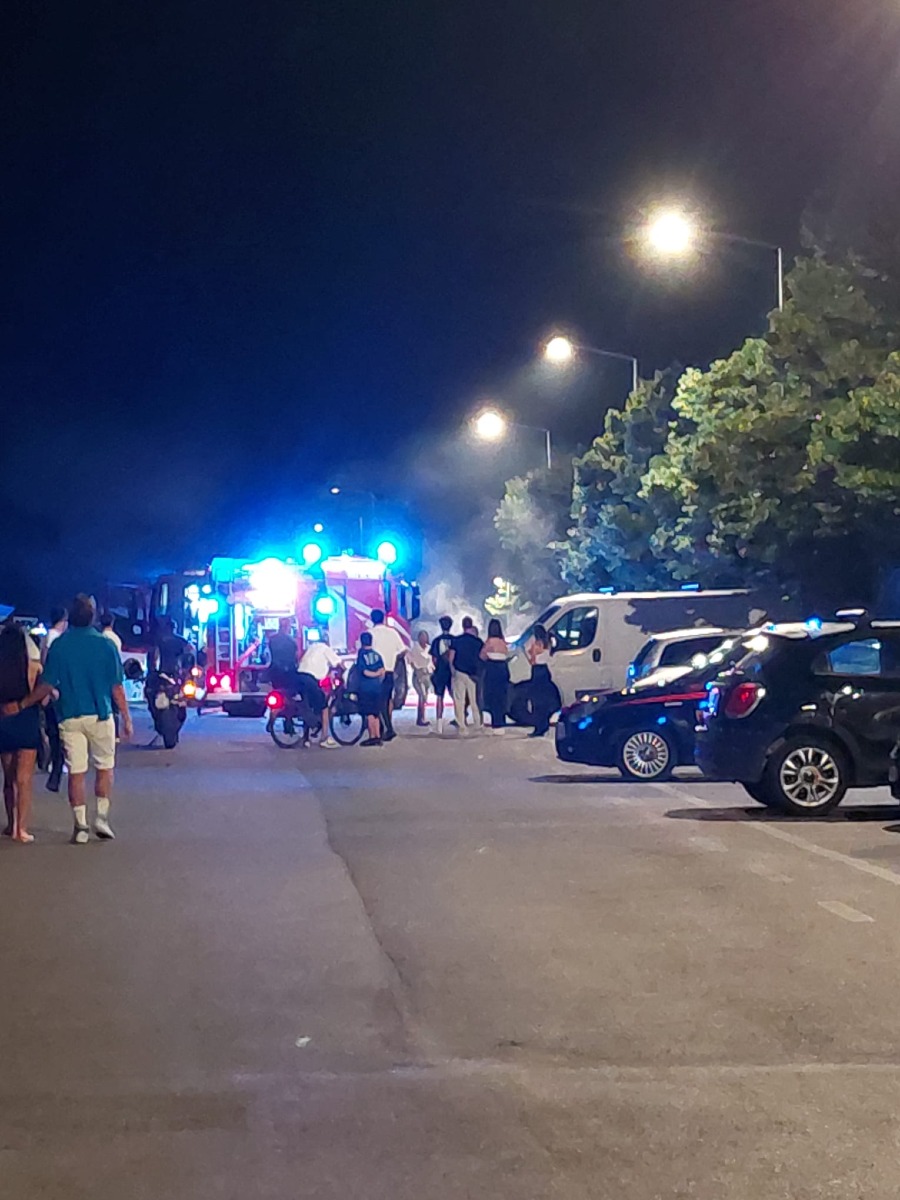 maserati incendio viserba