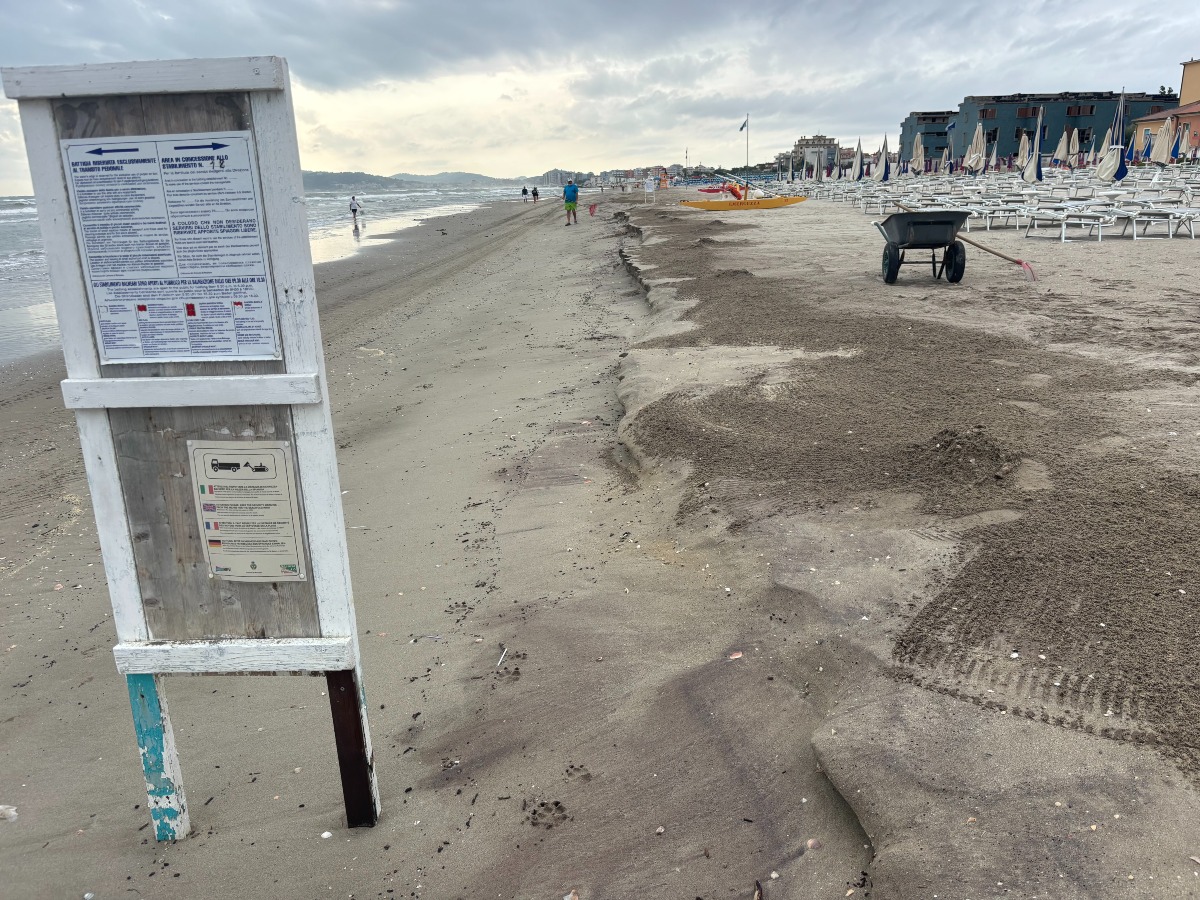 Erosione costiera a Riccione, Palazzi: “Serve un piano strutturale per difendere il litorale” - 