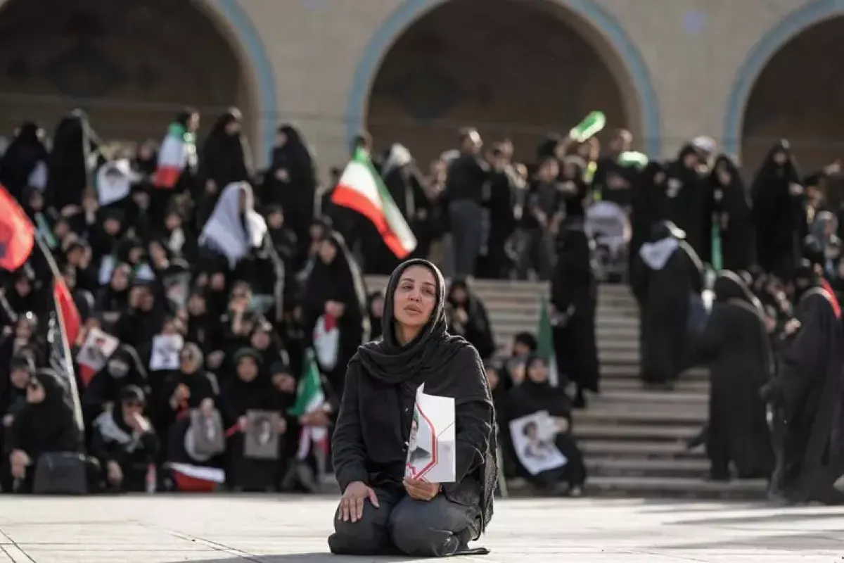 Iran, iniziati i funerali di Ali Khamenei: sei giorni di cerimonie tra tensione e richieste di vendetta - © Ansa