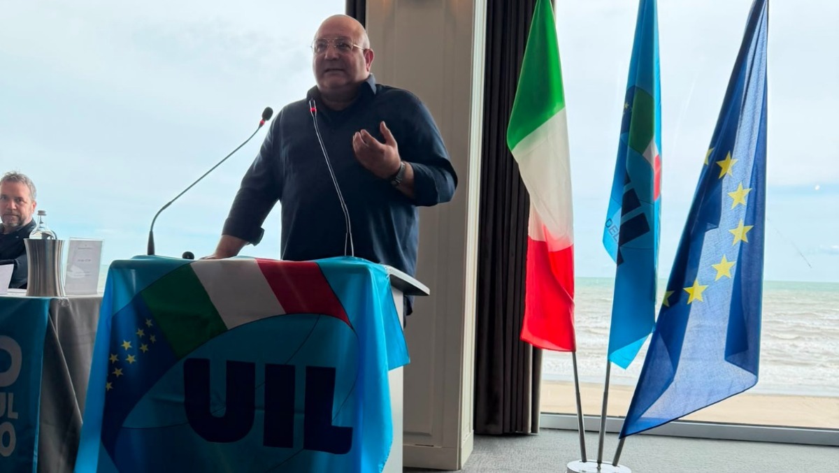 Aumenti salari per il personale scolastico, ma le criticità non sono finite: "Basta precariato" - Costantino Scamperti