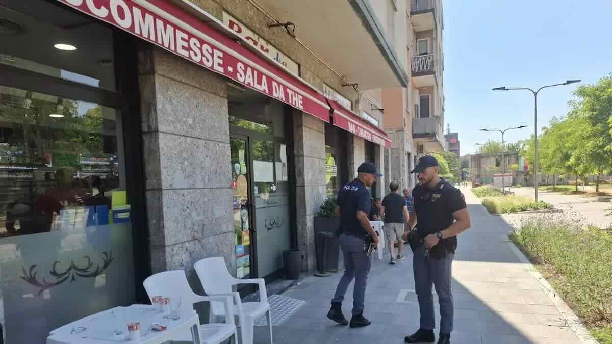 Accoltellato uno sconosciuto a Milano: arrestato 22enne. Migliorano le condizioni del ferito - 