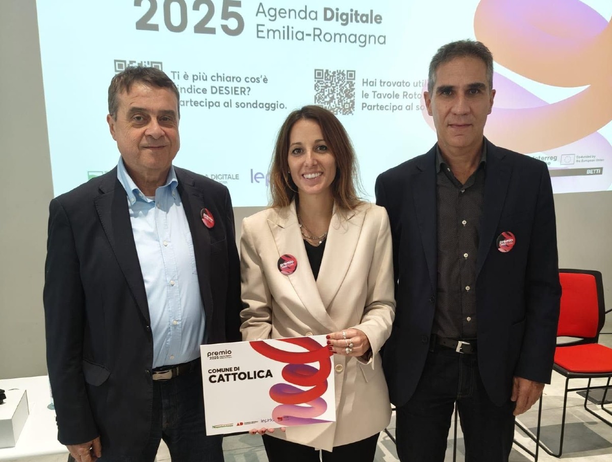 Cattolica sempre più connessa: attivi 28 nuovi punti WiFi gratuiti sul lungomare e al porto - 
