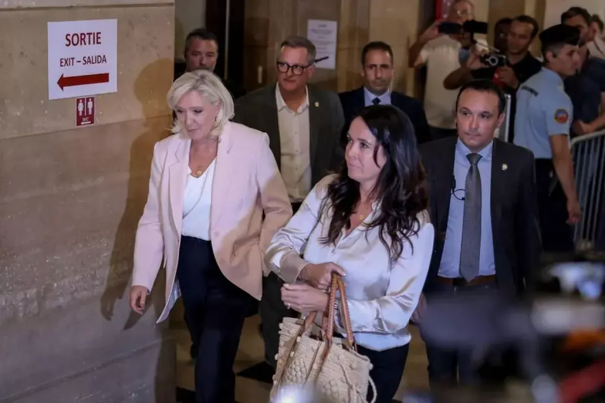 Marine Le Pen condannata, ma resta in corsa per l’Eliseo - © Ansa
