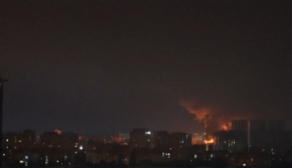 Notte di attacchi russi in Ucraina: almeno 4 morti tra Kherson, Kiev e Kharkiv - 