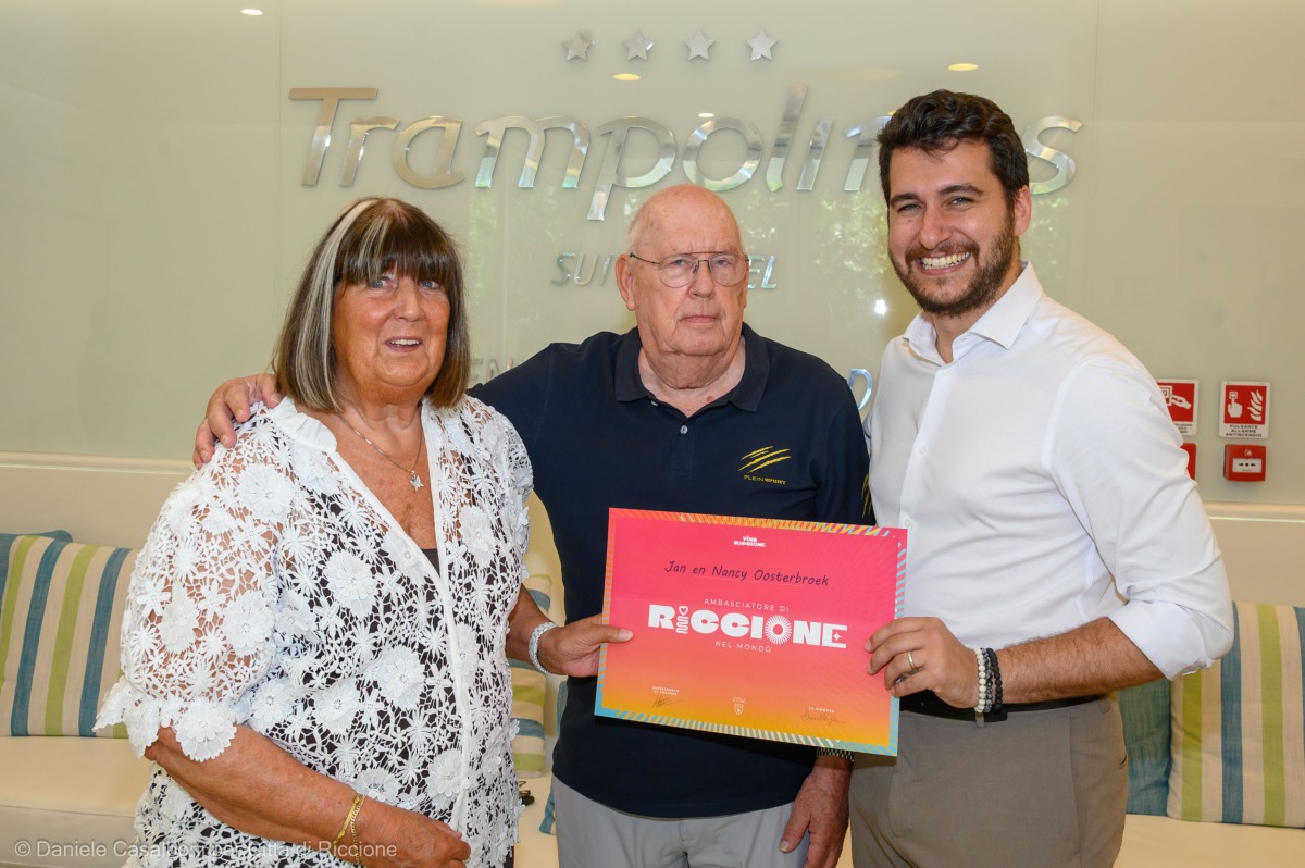 Sposi dal 1974 e innamorati di Riccione: coniugi olandesi nominati ambasciatori della città - 