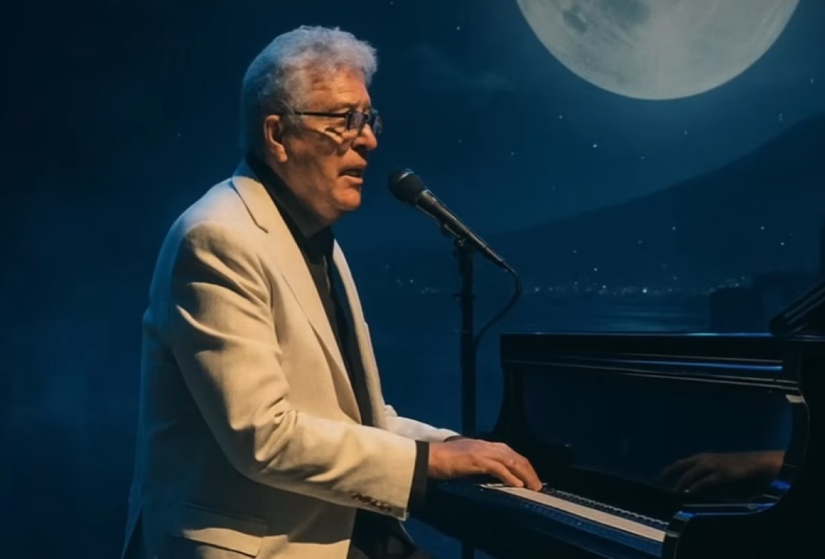 Addio a Peppino di Capri, si spegne a 87 anni una leggenda della musica italiana - 