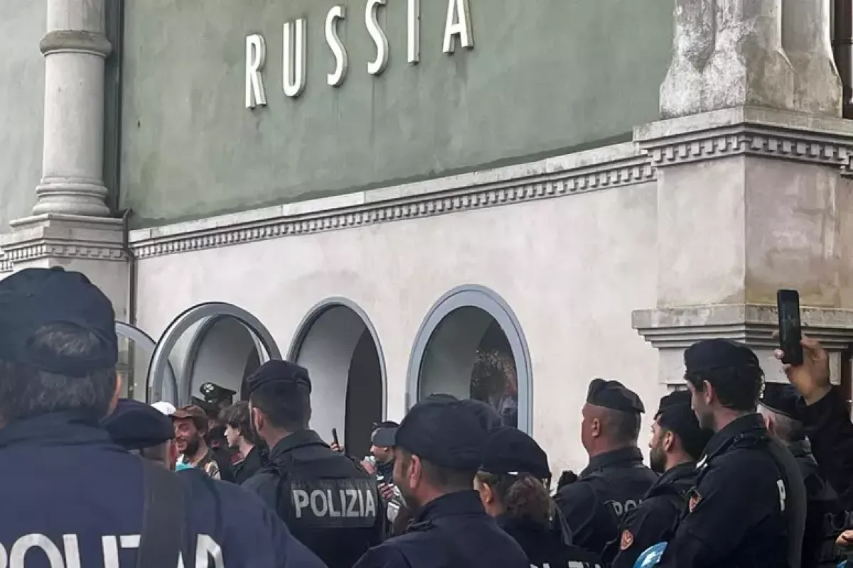 Biennale di Venezia, Bruxelles taglia i fondi: stop ai 2 milioni per il padiglione russo - 