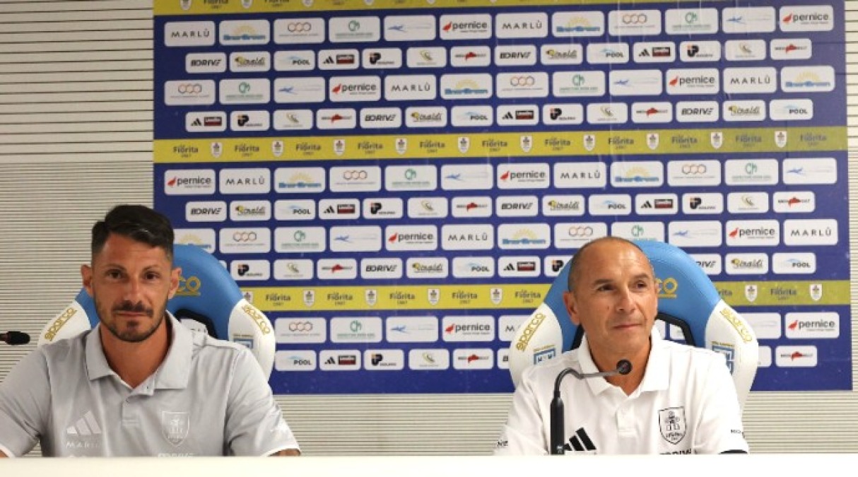 Calcio, Conference League: La Fiorita è pronta per il ritorno - Da sinistra capitan Vivan e mister Ceci
