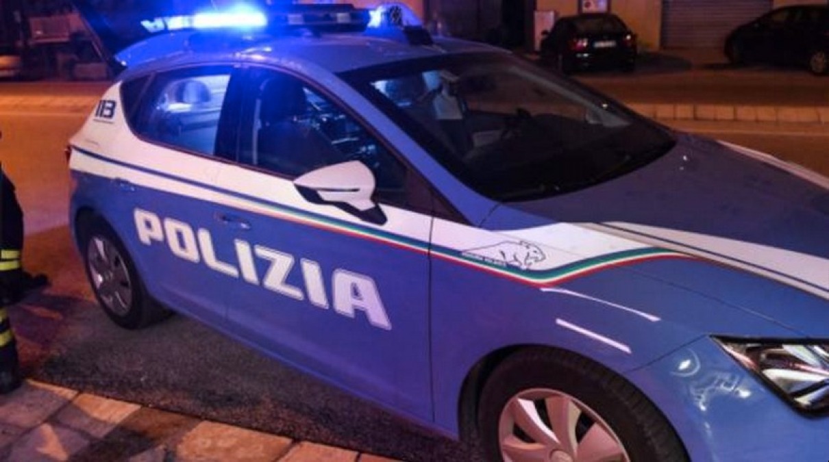 Rimini: tenta il colpo in via dell'Abete, cade e si rompe la caviglia - Repertorio