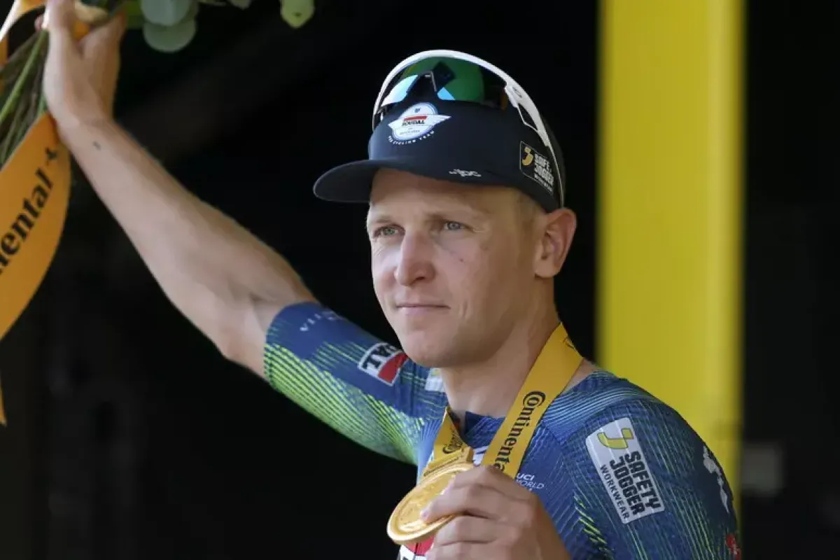 Tour: tris di Merlier nella 12/a tappa, il belga vince ancora in volata - © Ansa