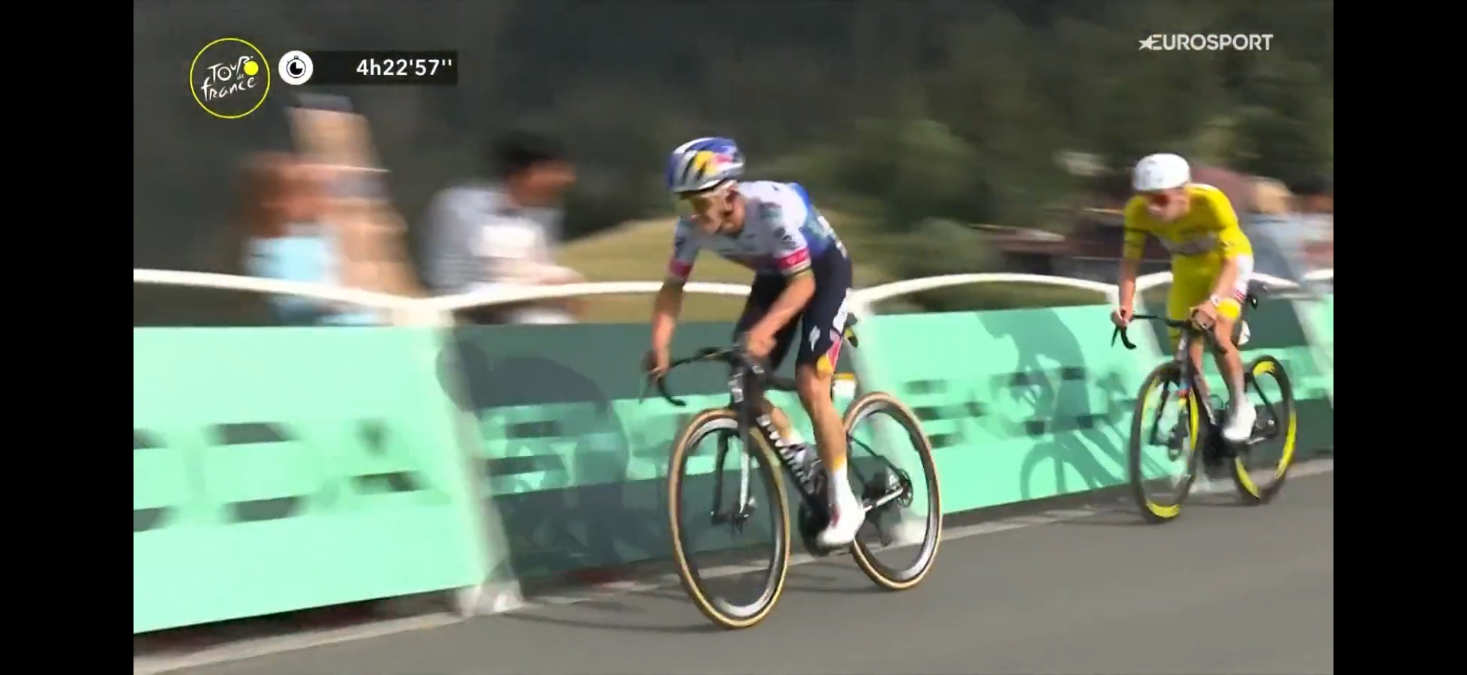 Evenepoel firma l’impresa a Plateau de Solaison, il Tour perde Vingegaard - Rai due 