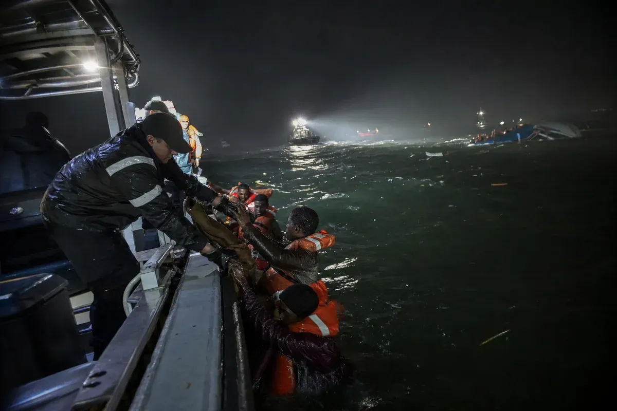 Naufragio del traghetto Mv Barima in Guyana: due membri dell'equipaggio positivi alla cannabis - 