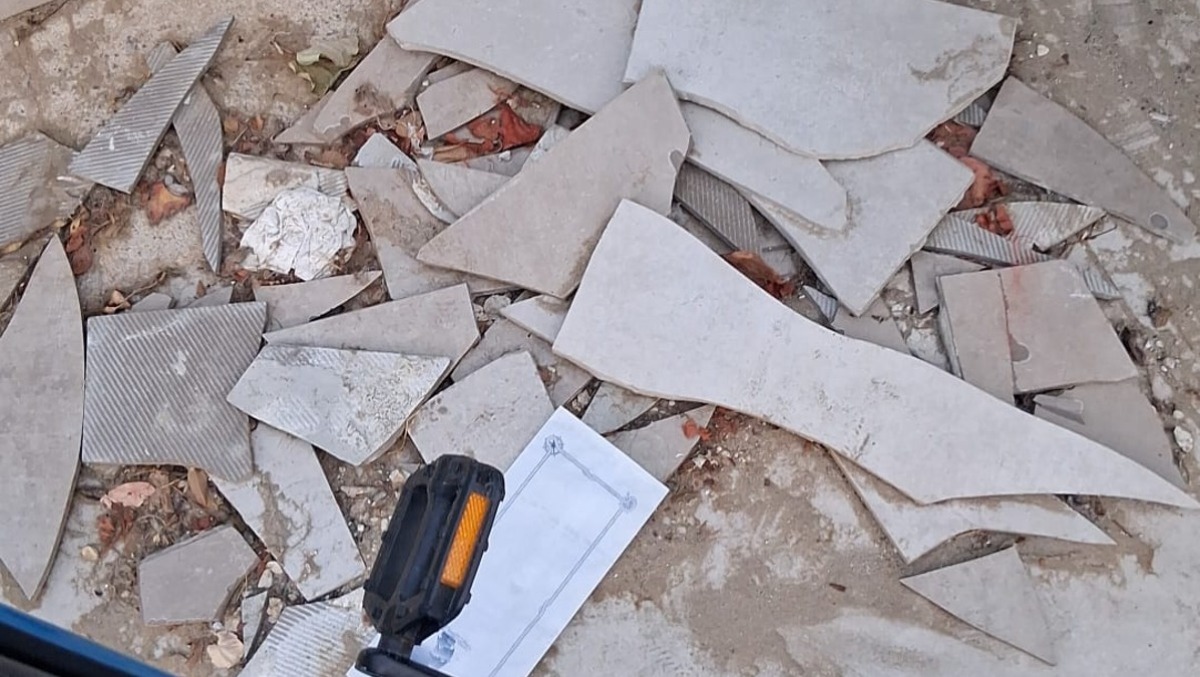 Cattolica, mattonelle rotte nella camminata di Ponente: Fdi all'attacco, "promesse disattese della giunta" - 