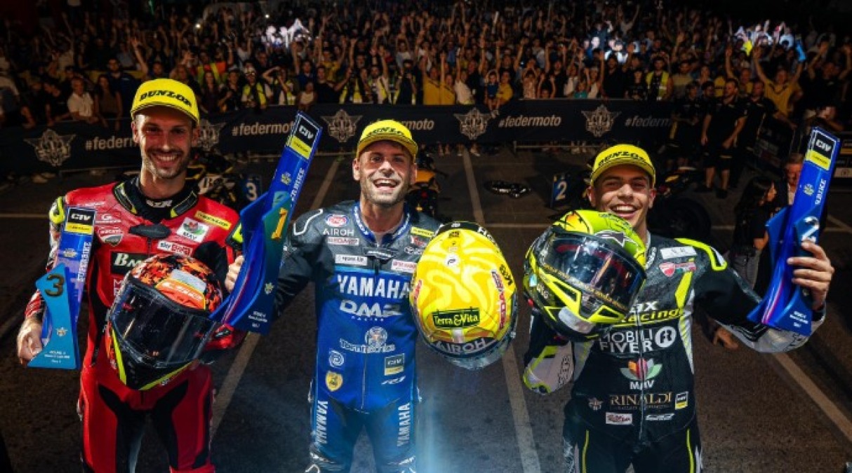 Moto, CIV Racing Night a Misano: hurrà di Delbianco e Farioli - 